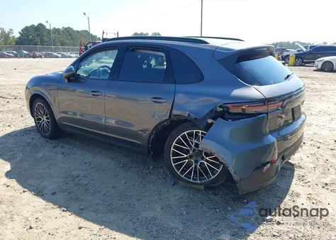2023 Porsche Cayenne Platinum Edition из США, поврежденный, VIN WP1AA2AY9PDA07838